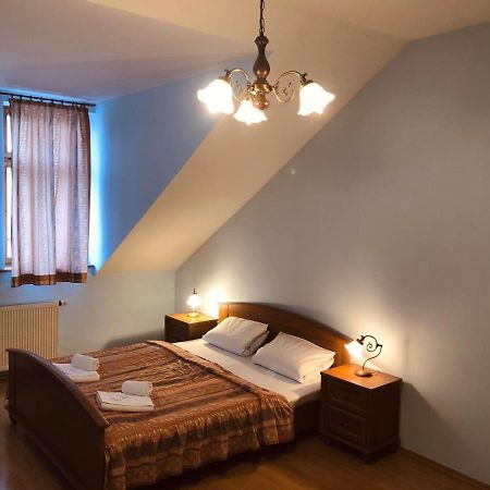 Hotel Derby Karlovy Vary Luaran gambar