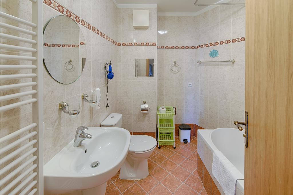 Hotel Derby Karlovy Vary Bilik gambar